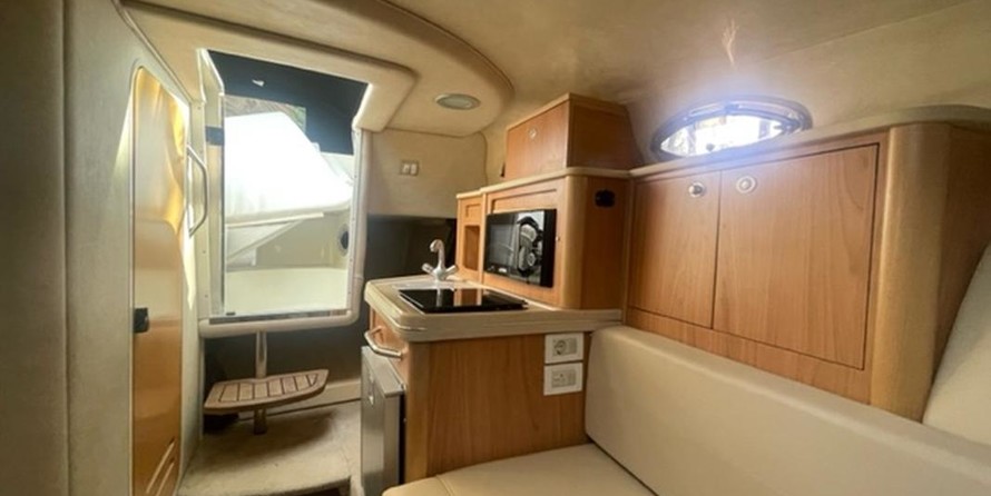 Sea Ray 255 Sundancer