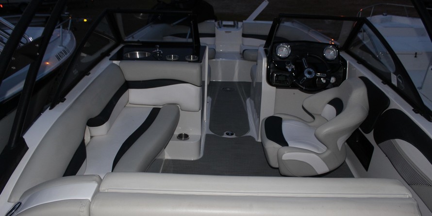 Starcraft Marine Crossover 210 OB SCX EXT