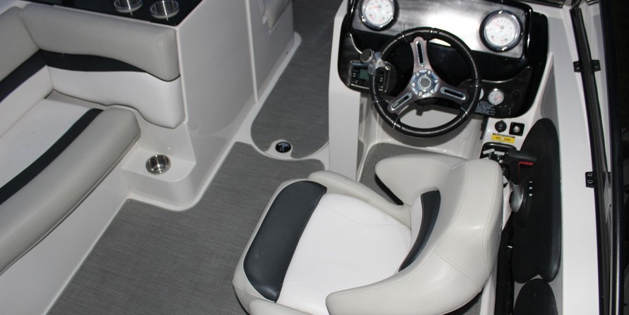 Starcraft Marine Crossover 210 OB SCX EXT