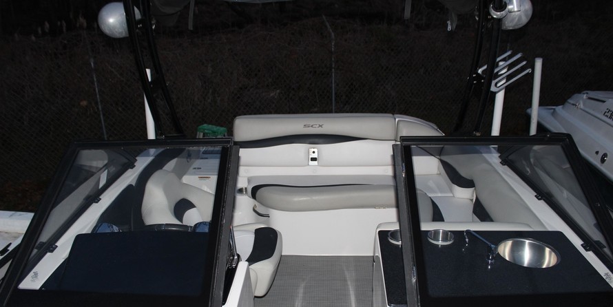 Starcraft Marine Crossover 210 OB SCX EXT