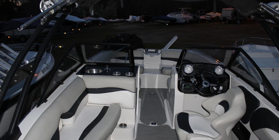 Starcraft Marine Crossover 210 OB SCX EXT