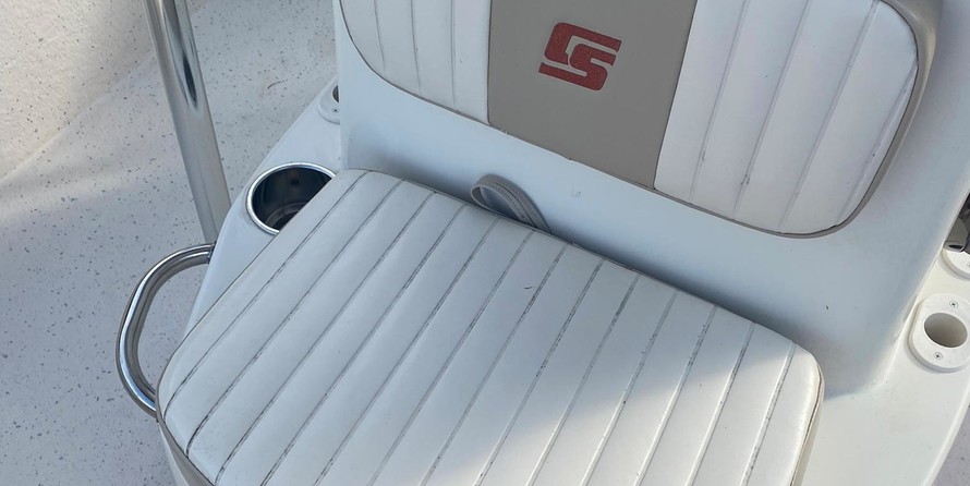 Carolina Skiff 218DLV