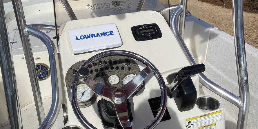 Carolina Skiff 218DLV