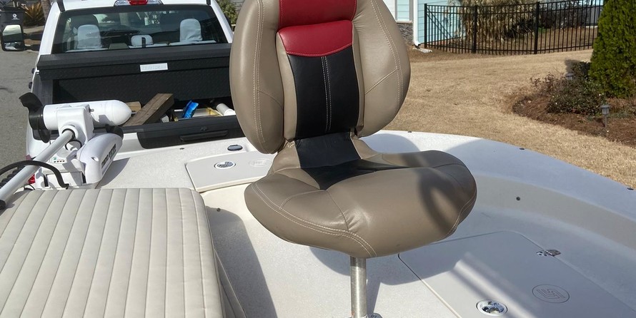 Carolina Skiff 218DLV