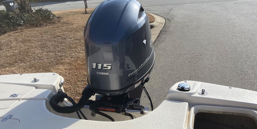 Carolina Skiff 218DLV