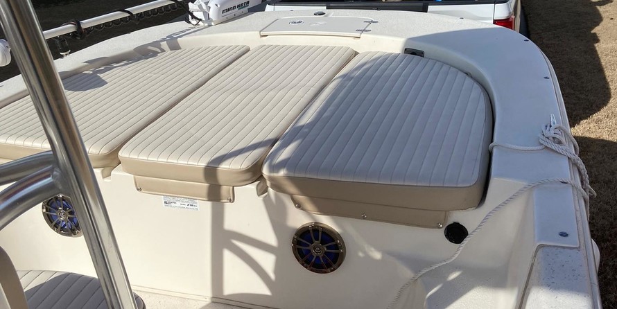 Carolina Skiff 218DLV