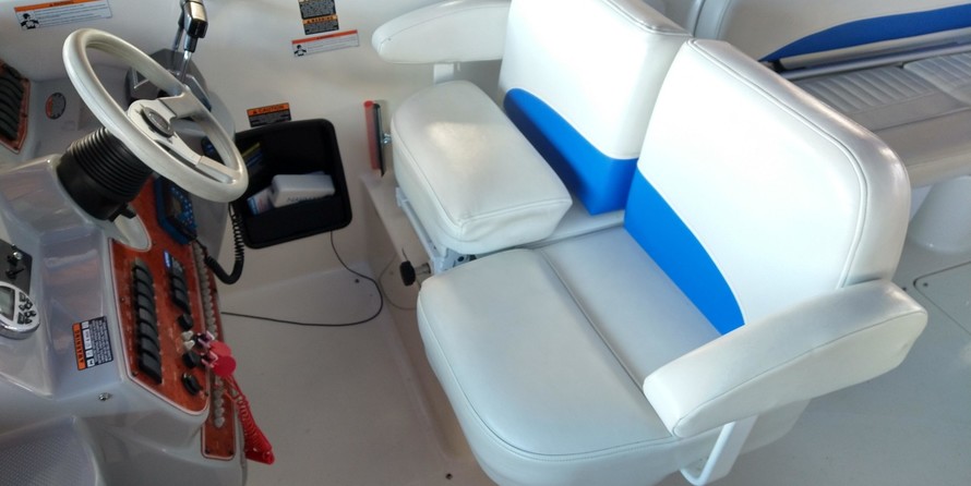 Bayliner 325 Cruiser