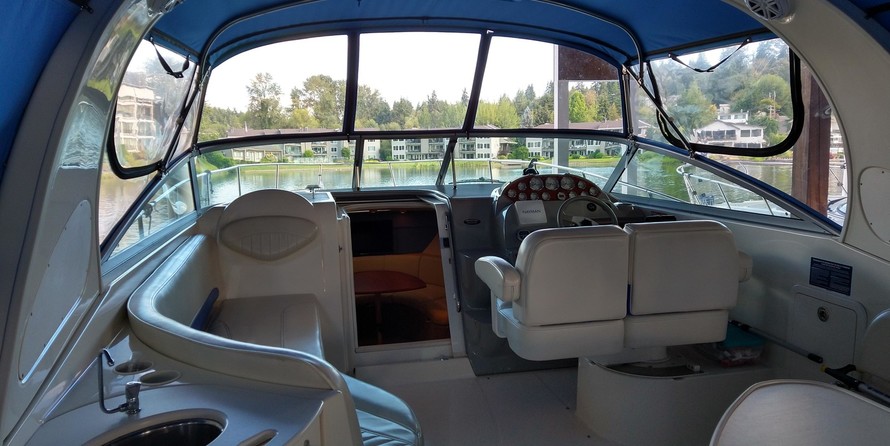 Bayliner 325 Cruiser