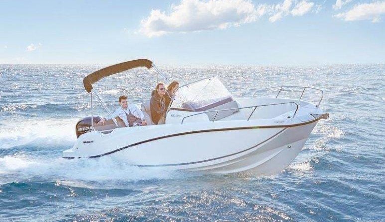 Quicksilver Activ 675 Open