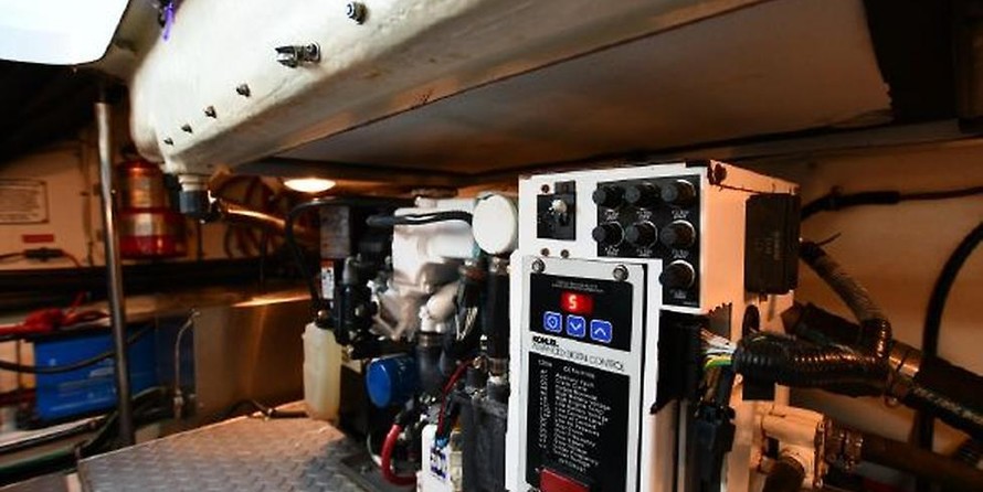 Formula 350 Sun Sport