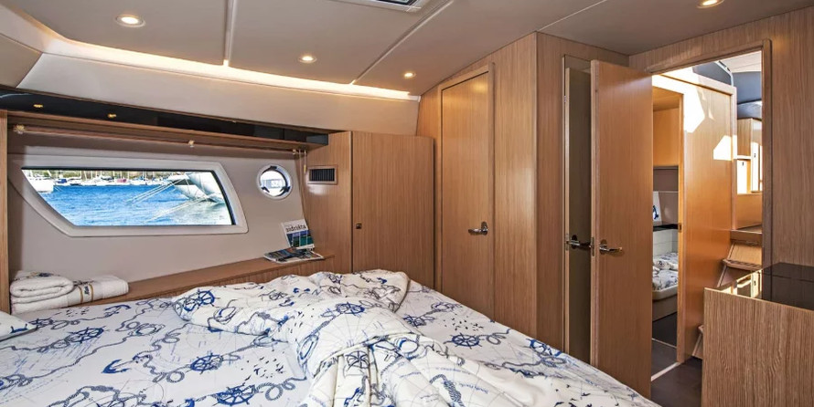 Bavaria Virtess 420 Fly