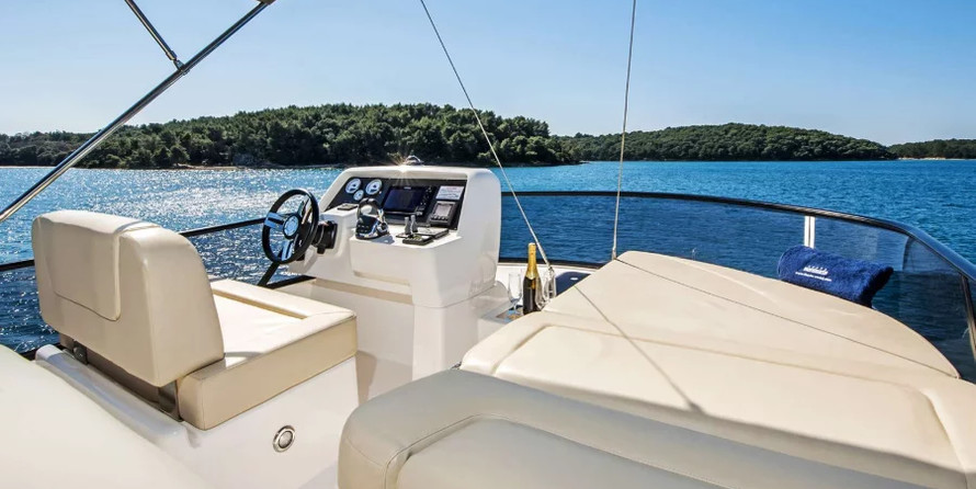 Bavaria Virtess 420 Fly