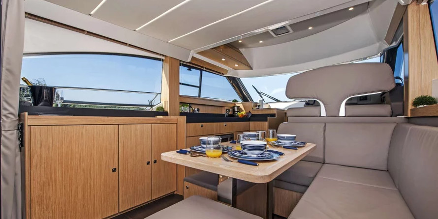 Bavaria Virtess 420 Fly