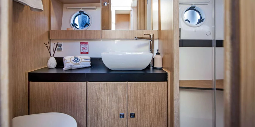 Bavaria Virtess 420 Fly