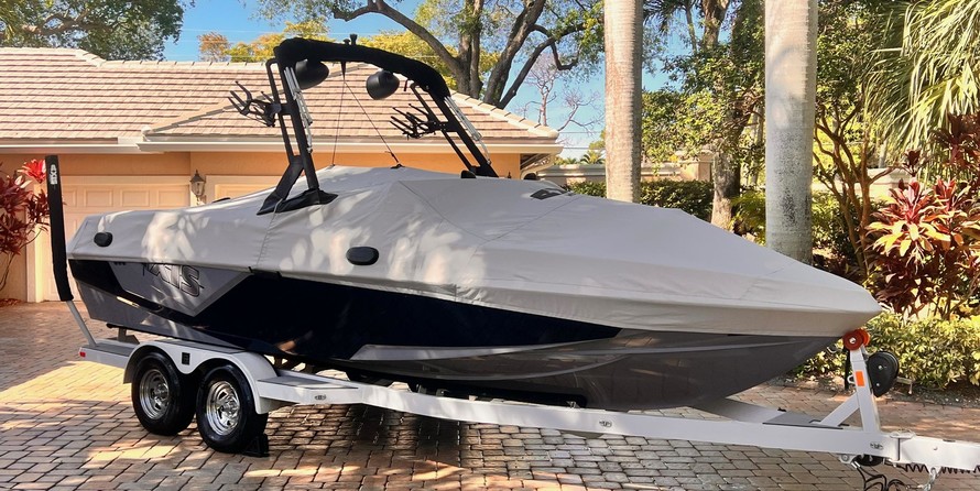Axis T22