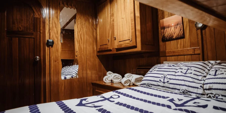 Motor sailor mauritius 43