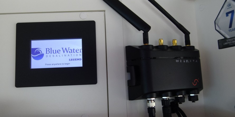 Riviera 6000 Sport Yacht