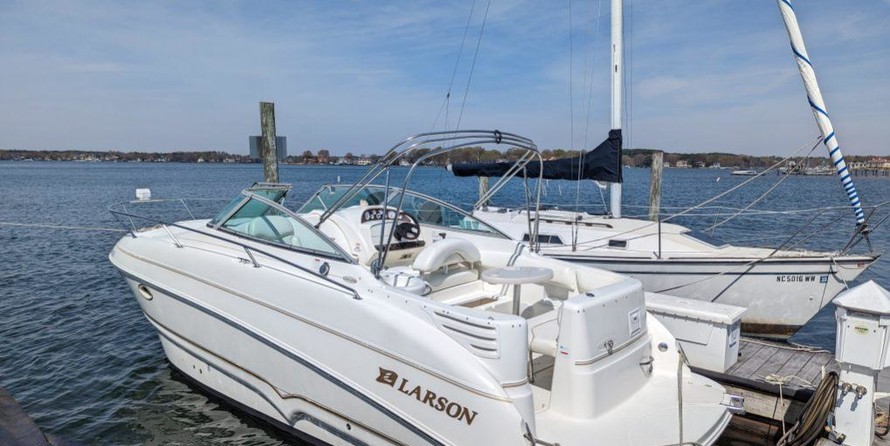 Larson Cabrio 274