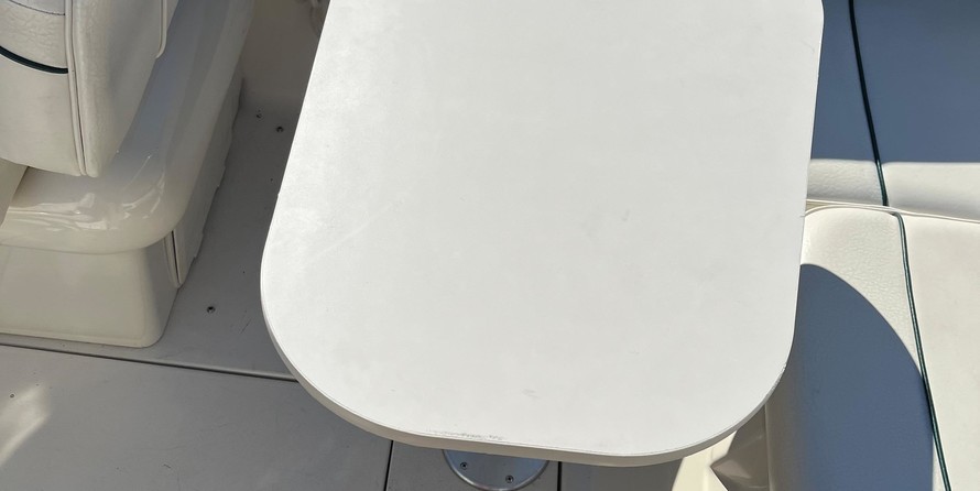 Sea ray 215 express cruiser