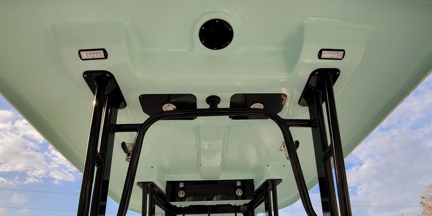 Robalo centre console r272