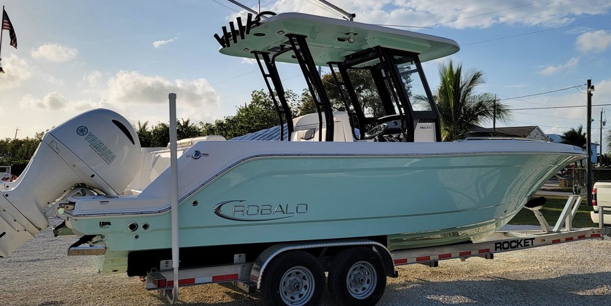 Robalo centre console r272