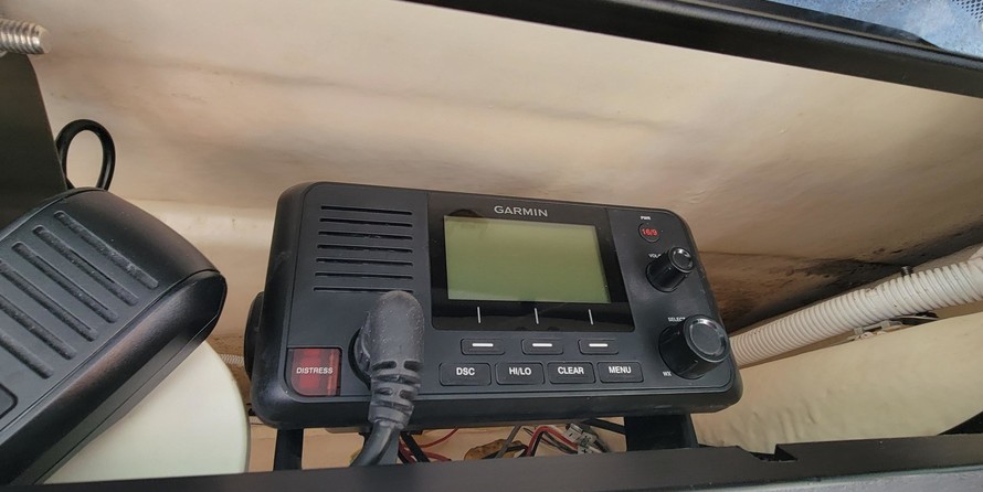 Robalo centre console r272