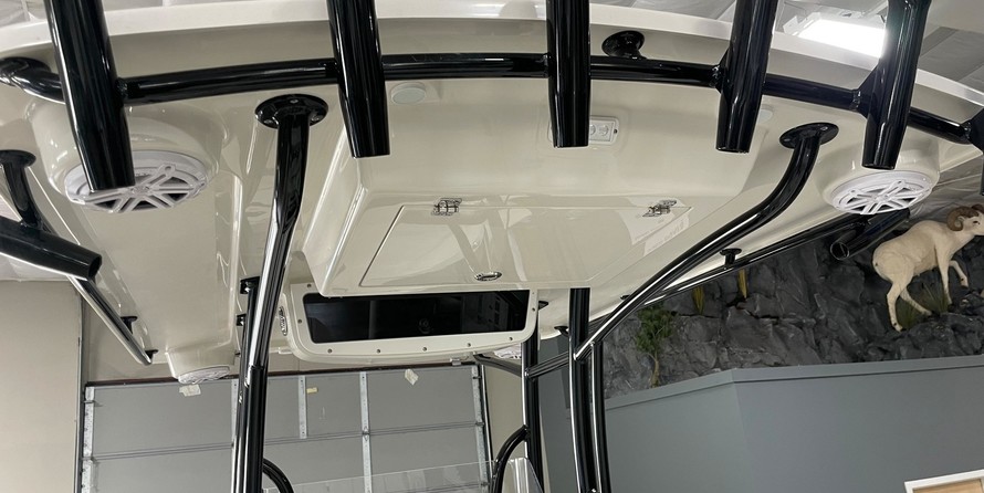 Ranger boats 2400 bay