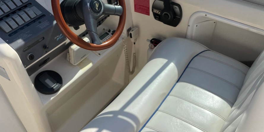 Sea ray 270 sundancer