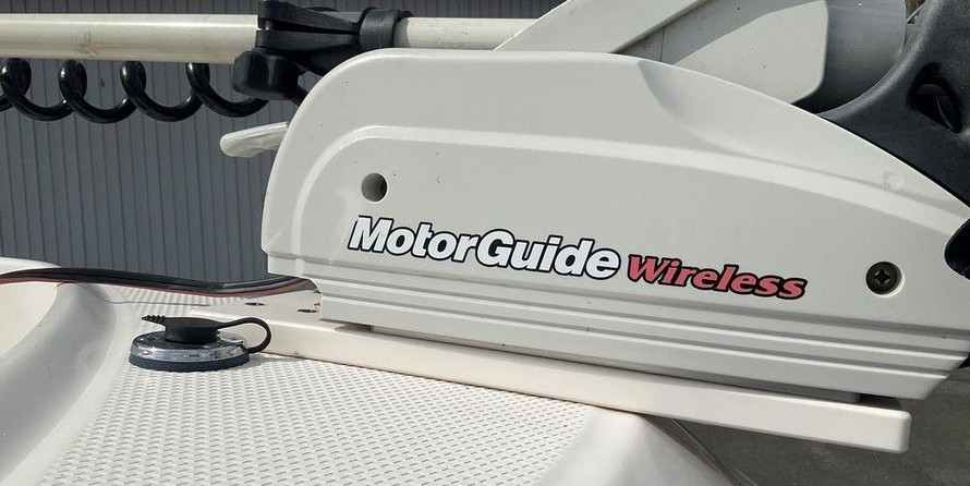 Chaparral 19 H2O Ski & Fish