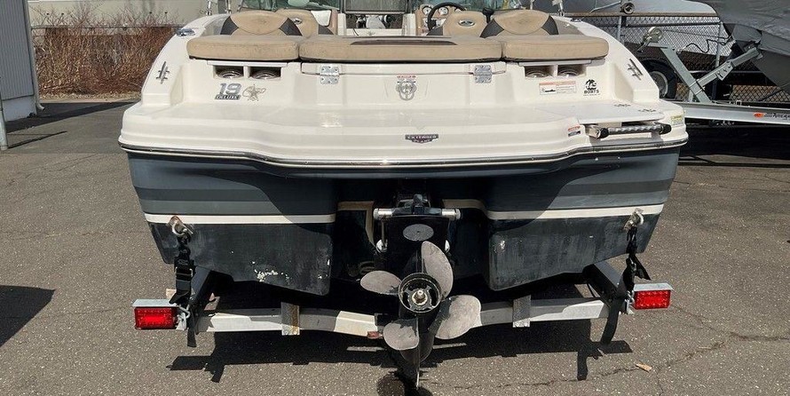 Chaparral 19 H2O Ski & Fish