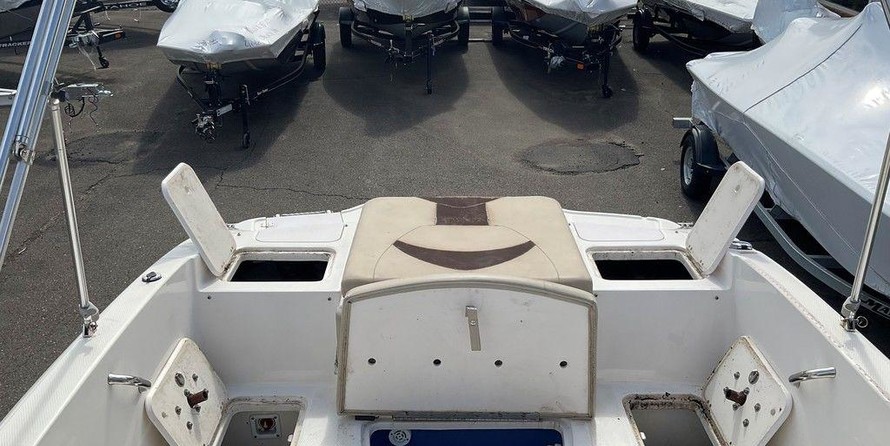 Chaparral 19 H2O Ski & Fish