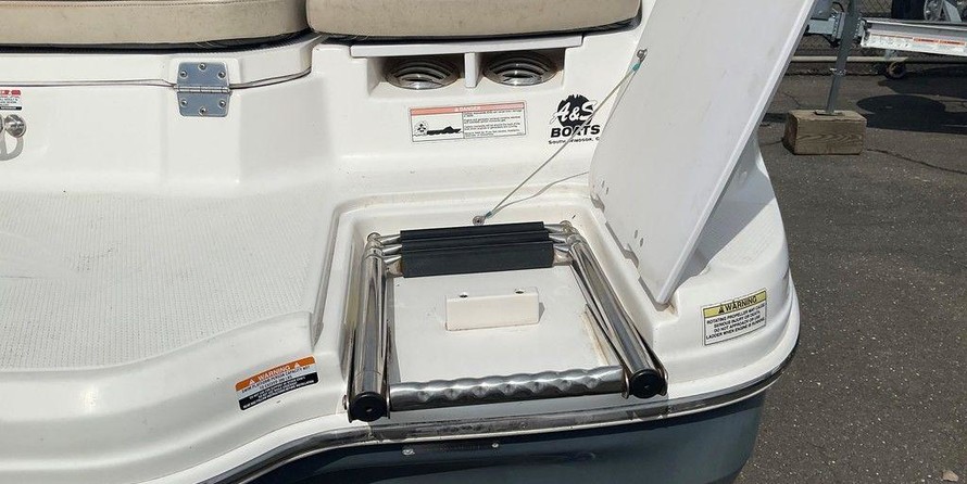 Chaparral 19 H2O Ski & Fish