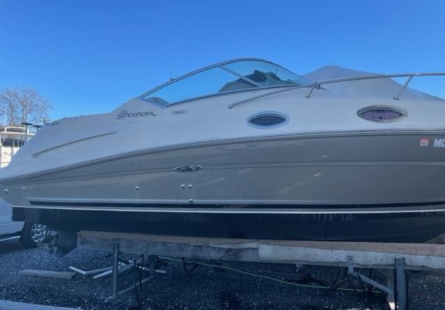 Sea Ray 240 Sundancer