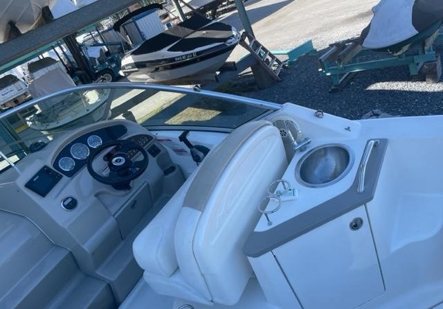 Sea Ray 240 Sundancer