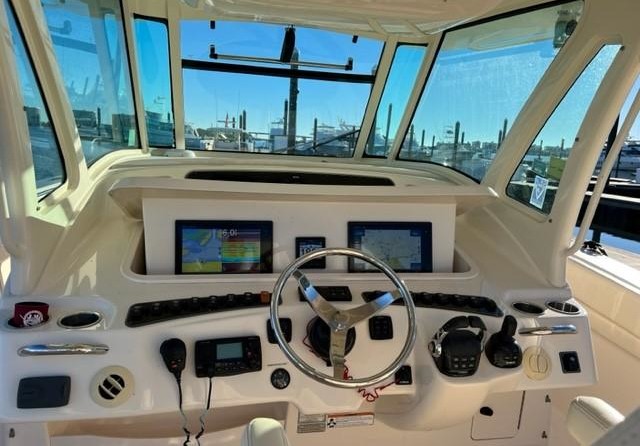 Grady-White Canyon 376