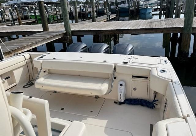 Grady-White Canyon 376