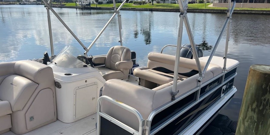 Hurricane fundeck 232