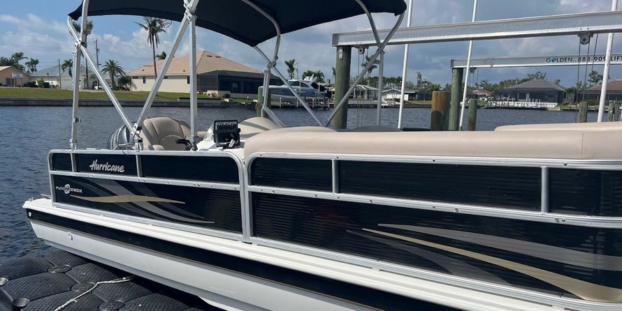 Hurricane fundeck 232