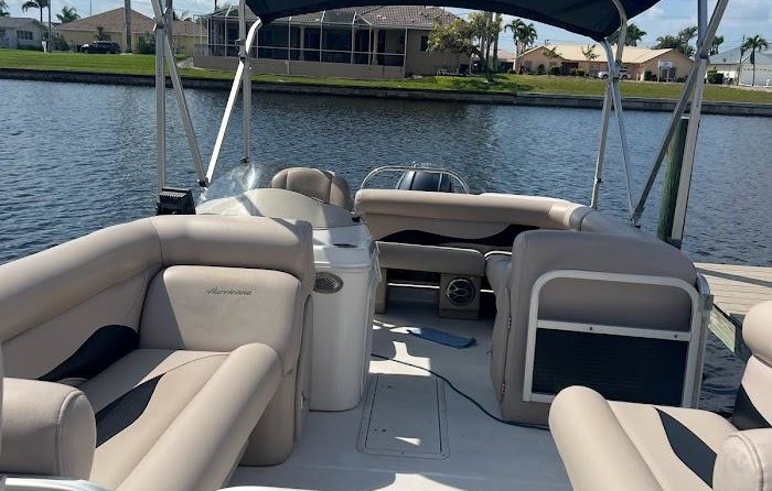 Hurricane fundeck 232