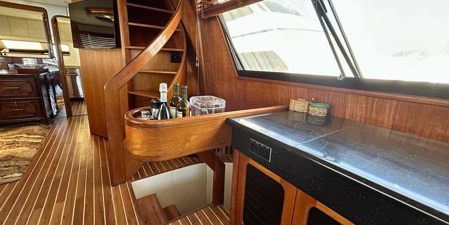 Clipper Cordova 65 Motor Yacht