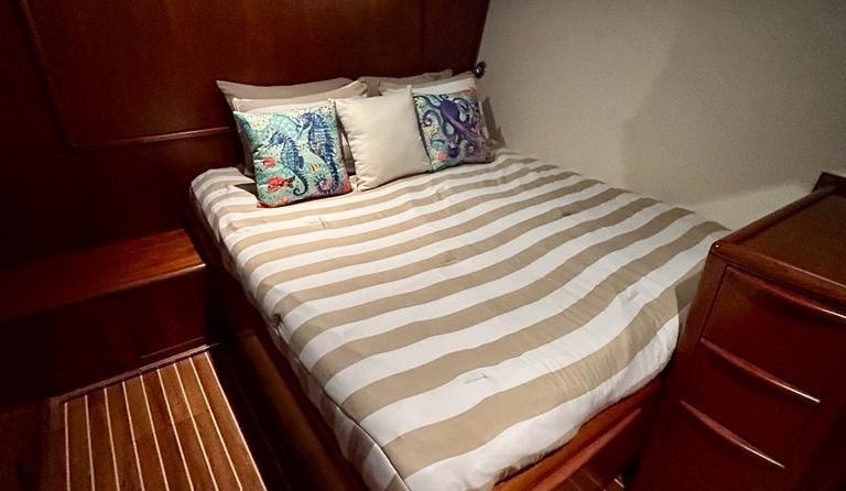 Clipper Cordova 65 Motor Yacht