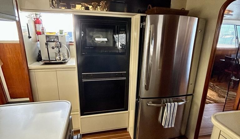 Clipper Cordova 65 Motor Yacht