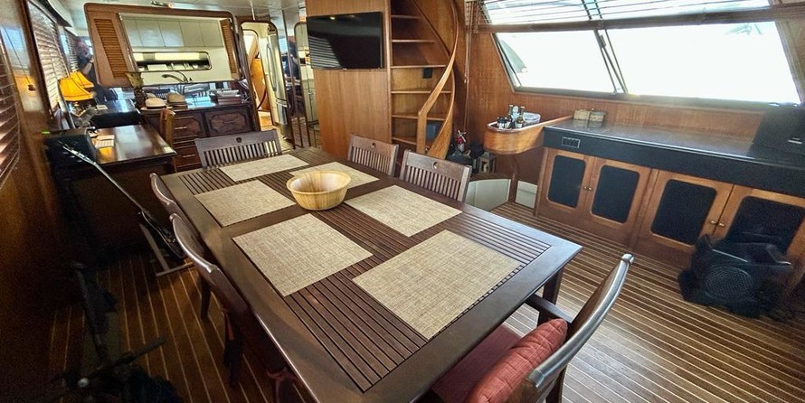 Clipper Cordova 65 Motor Yacht