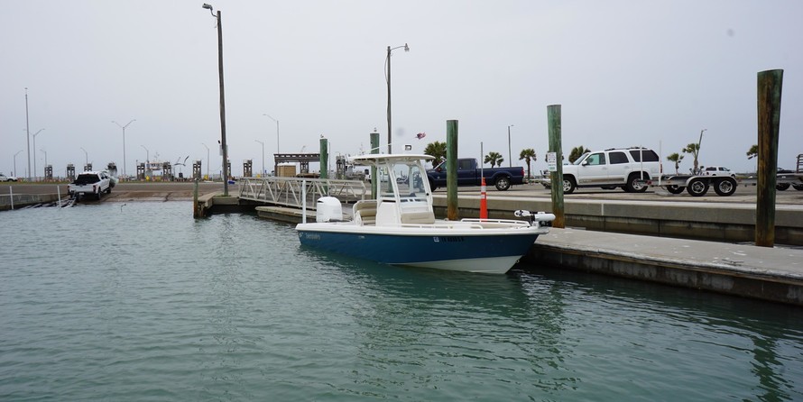 Everglades 243 cc