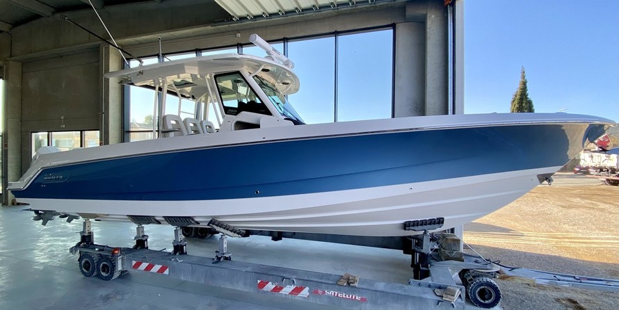 Boston Whaler 360 Outrage