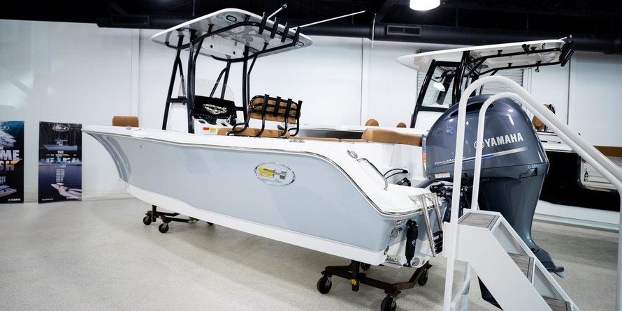 Sea Ray hunt ultra 211