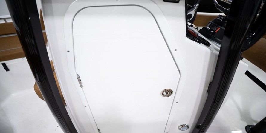 Sea Ray hunt ultra 211