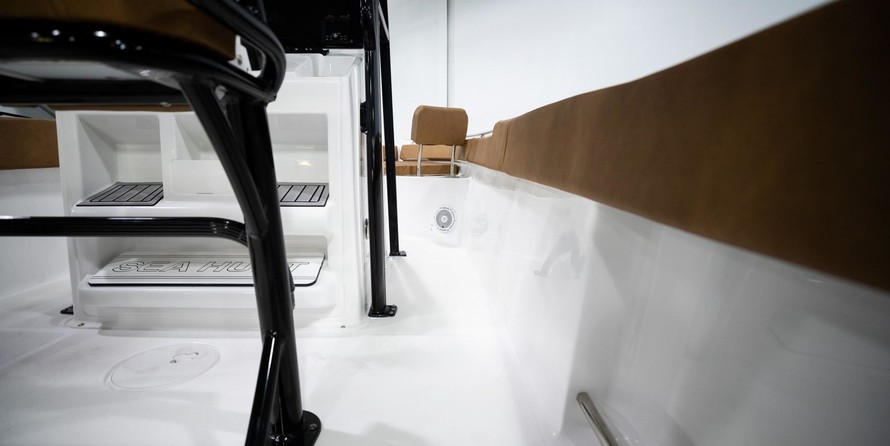 Sea Ray hunt ultra 211