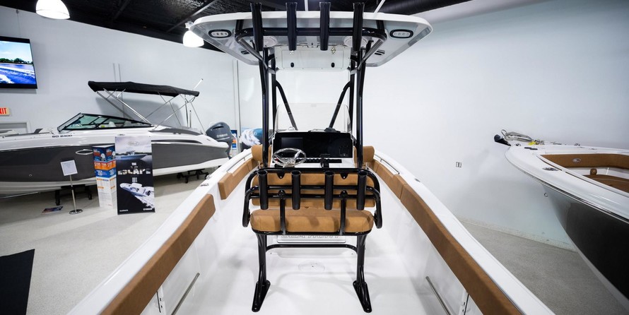 Sea Ray hunt ultra 211