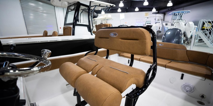 Sea Ray hunt ultra 211